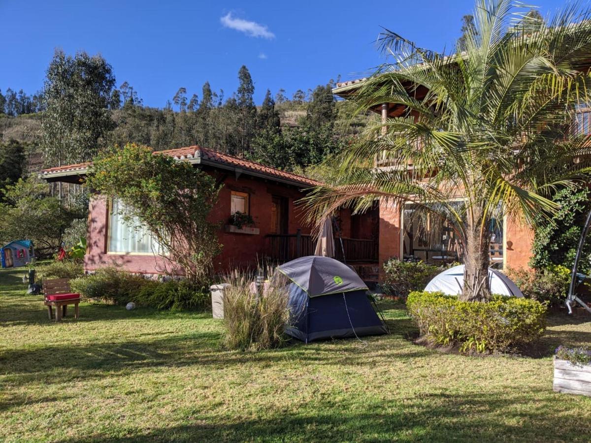 Ilatoa Lodge Quito Bagian luar foto