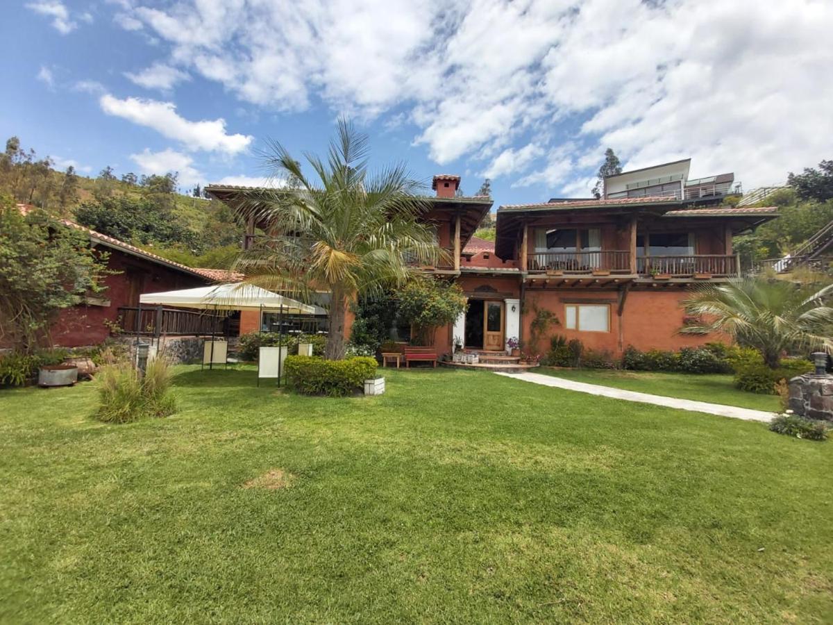 Ilatoa Lodge Quito Bagian luar foto