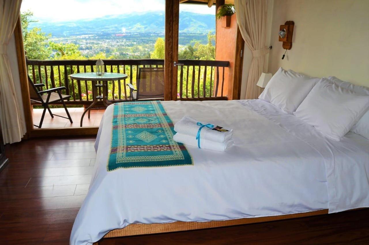 Ilatoa Lodge Quito Bagian luar foto