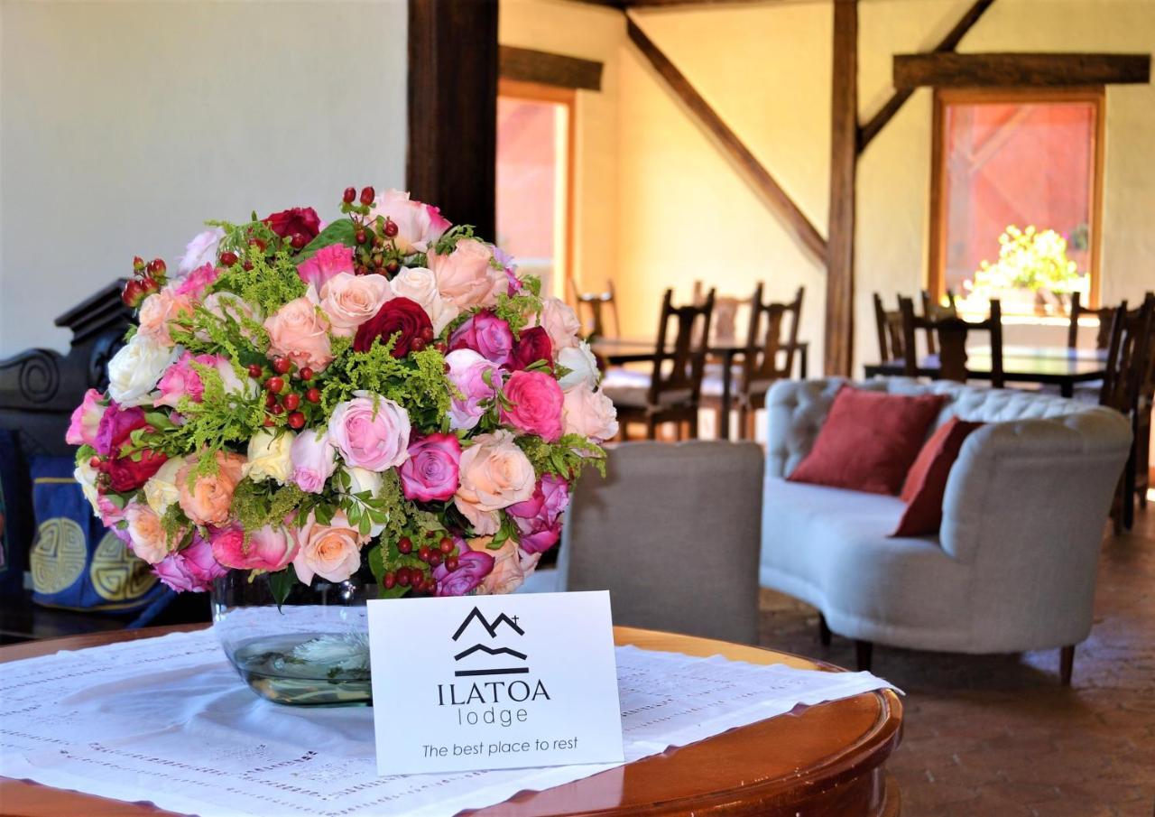 Ilatoa Lodge Quito Bagian luar foto