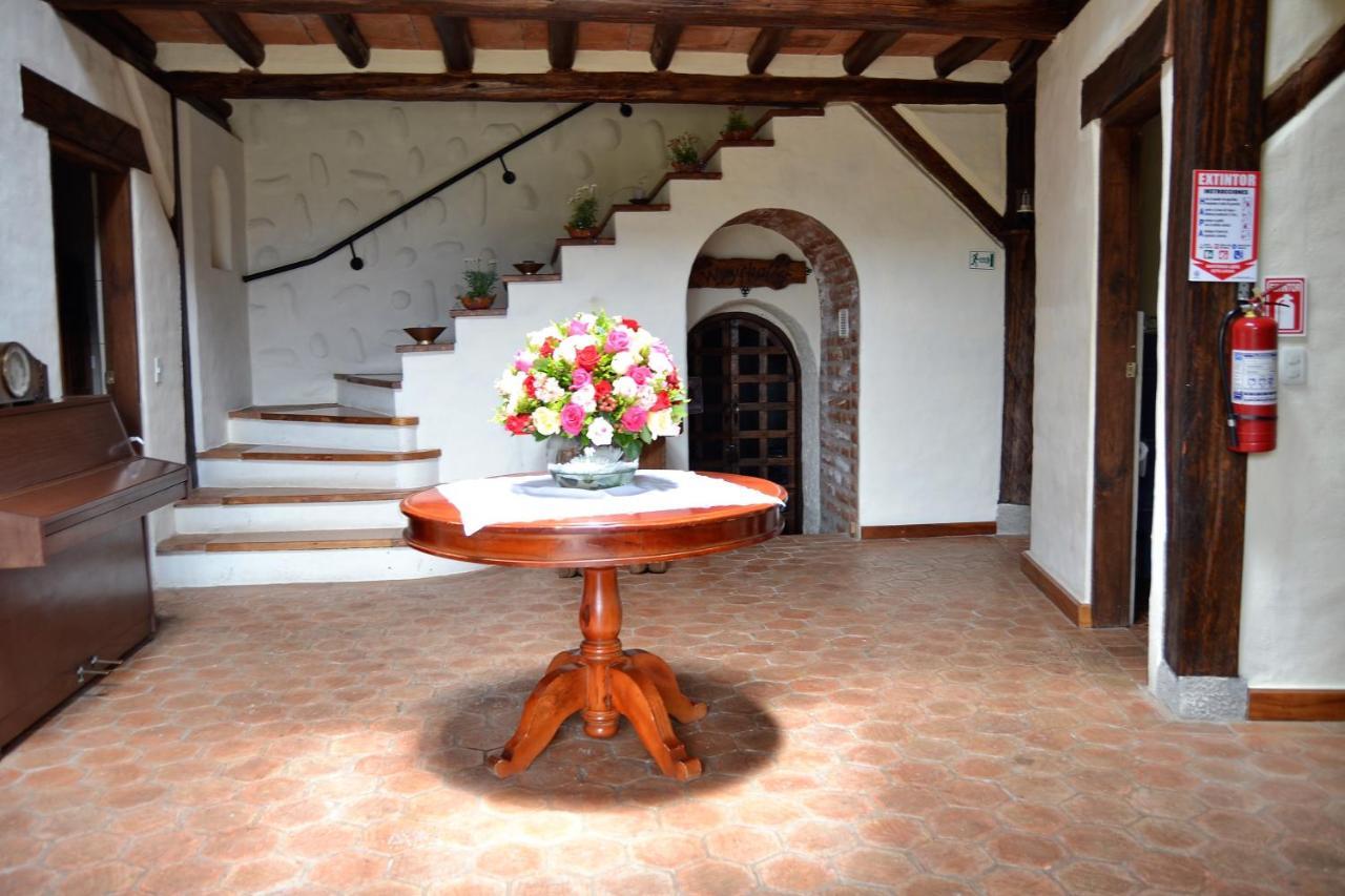 Ilatoa Lodge Quito Bagian luar foto